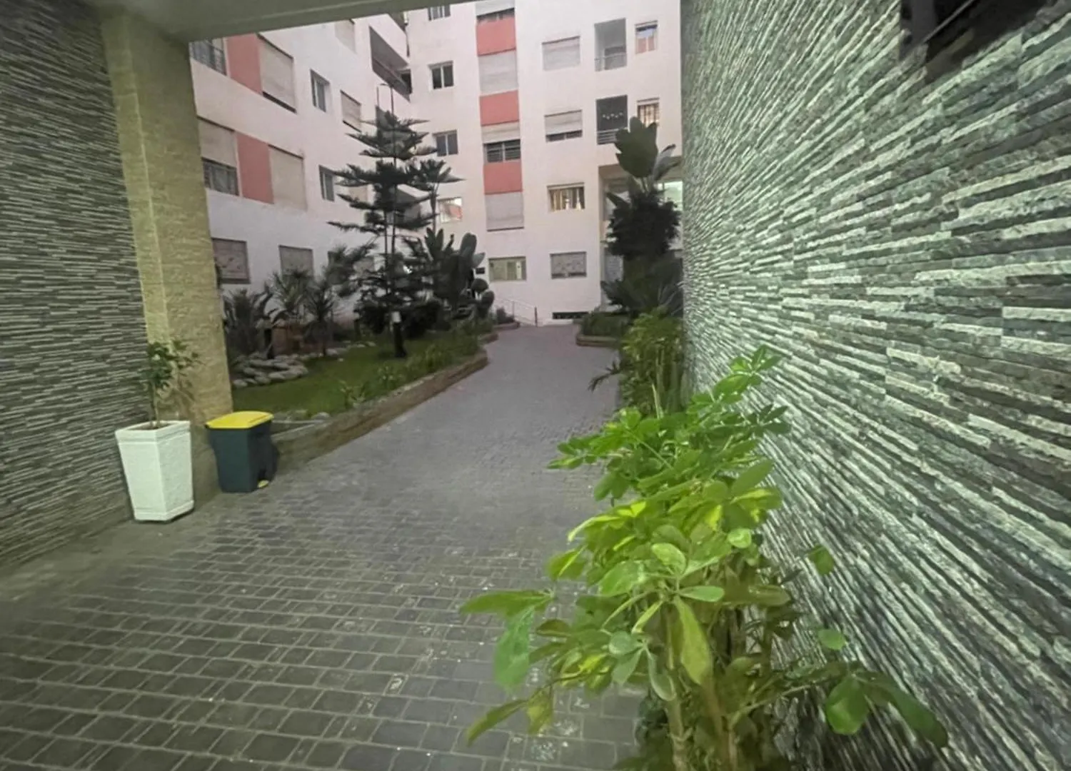 Avenue Cimetiere Bourgogne Casablanca Apartment
